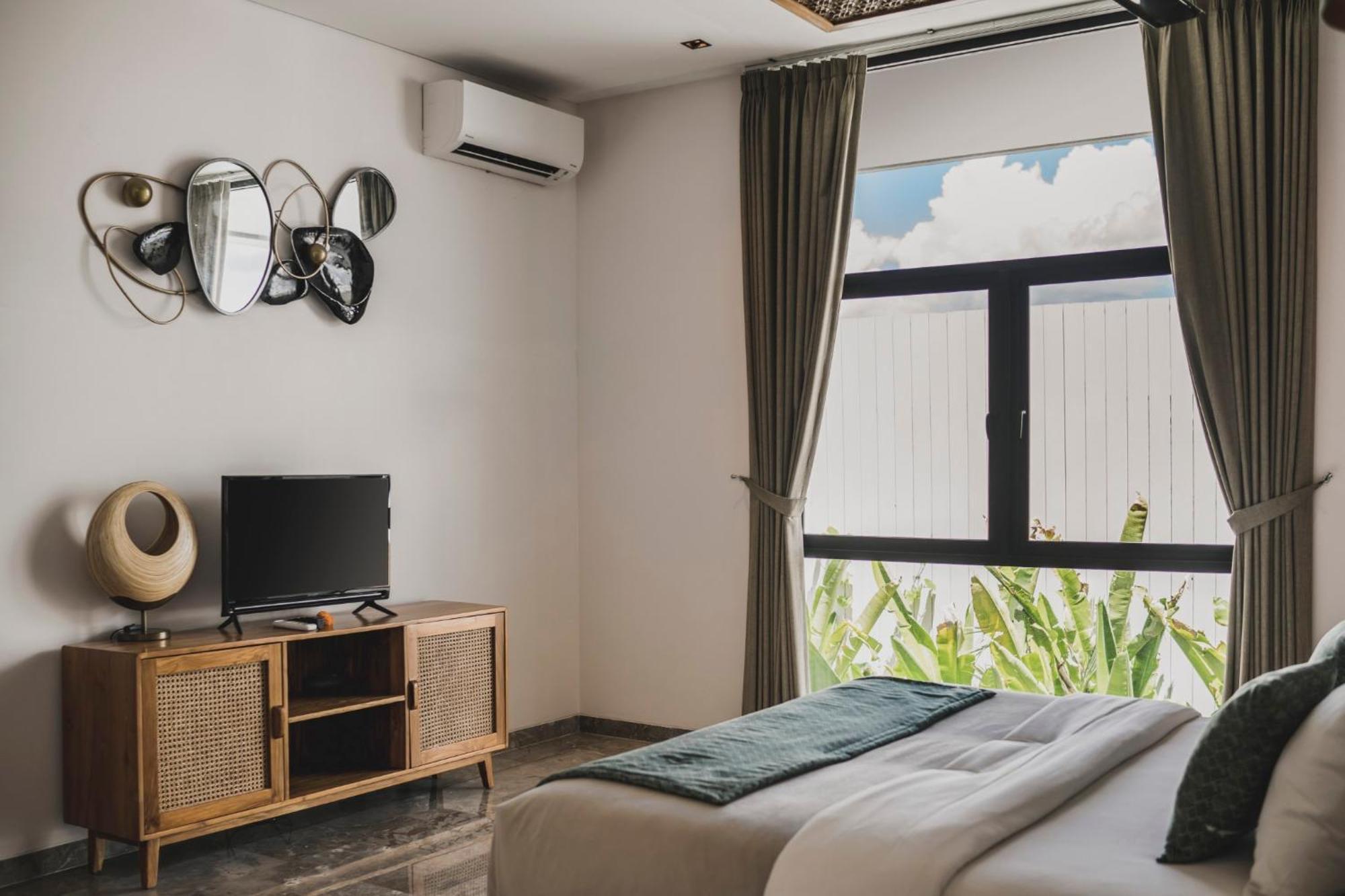 Eight Palms Villa Seminyak By Ini Vie Hospitality Zewnętrze zdjęcie