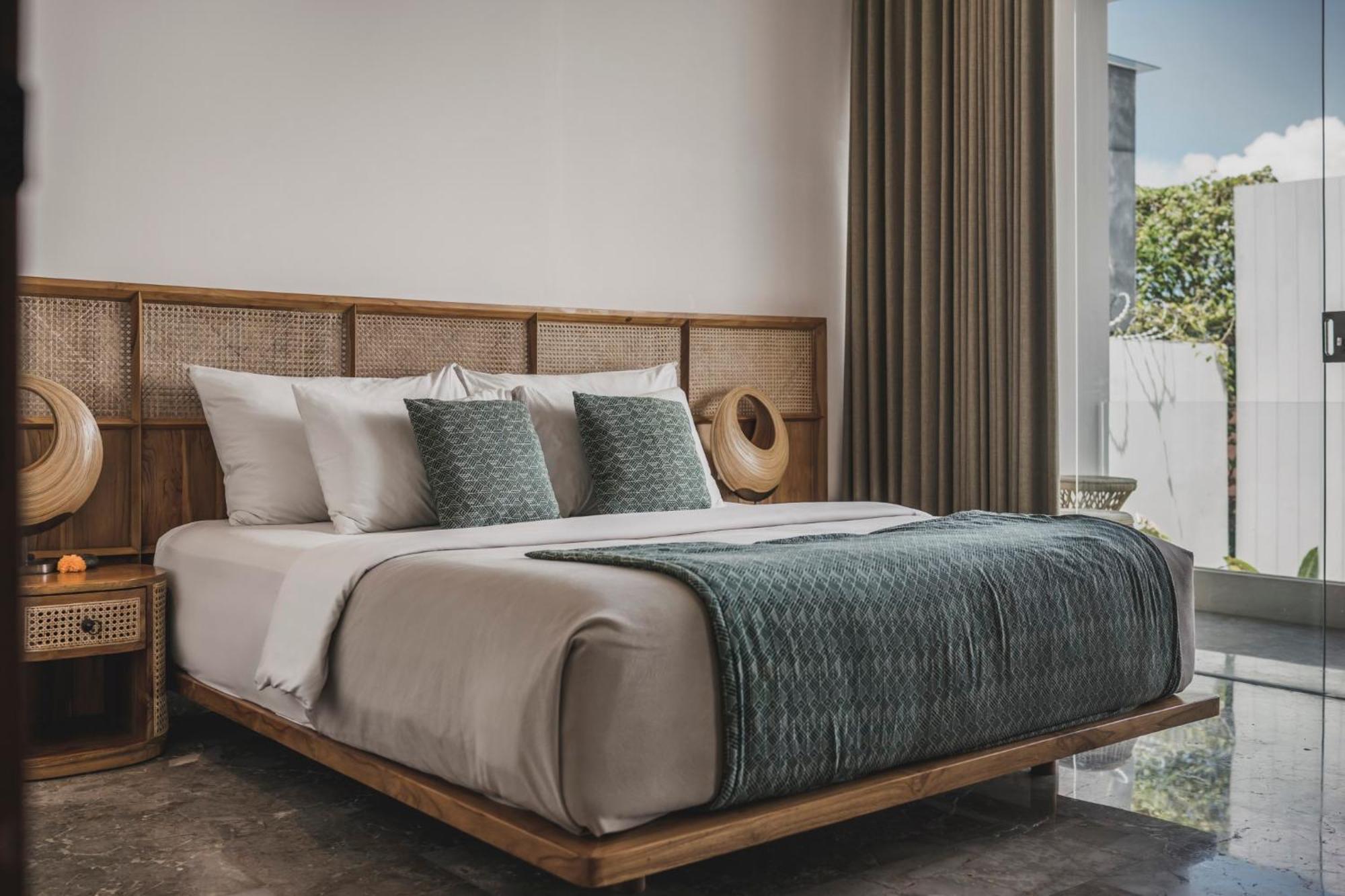 Eight Palms Villa Seminyak By Ini Vie Hospitality Zewnętrze zdjęcie