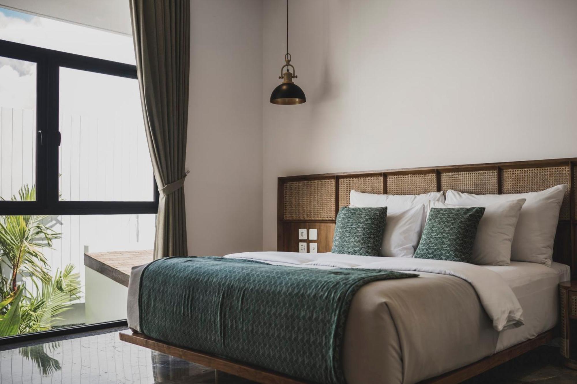 Eight Palms Villa Seminyak By Ini Vie Hospitality Zewnętrze zdjęcie